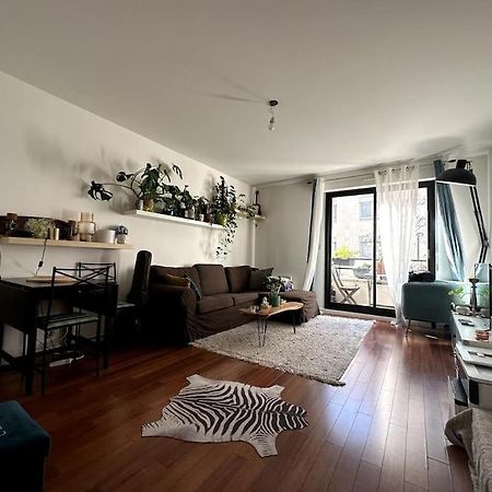 Appartement Lumineux Avec Balcon 勒瓦卢瓦-佩雷 外观 照片